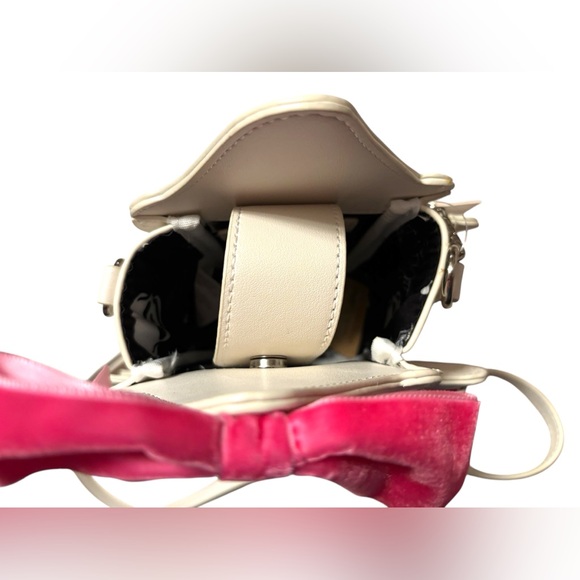 NWT•Betsey Johnson “Merry” Christmas Tree crossbody - Picture 12 of 13